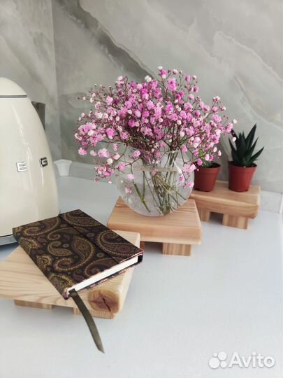 Подставка декоративная для цветов