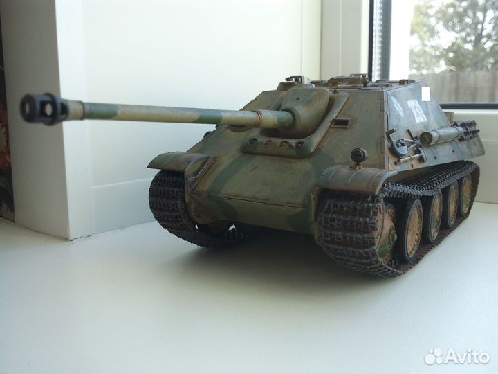 Модель танк сау Jagdpanther масштаб 1-35