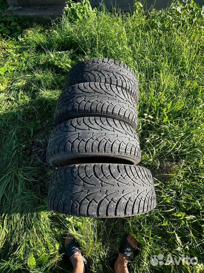 Hankook Winter I'Pike 205/60 R16