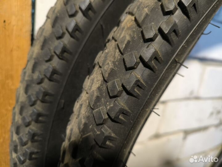 Покрышки на велосипед 27.5 2.8