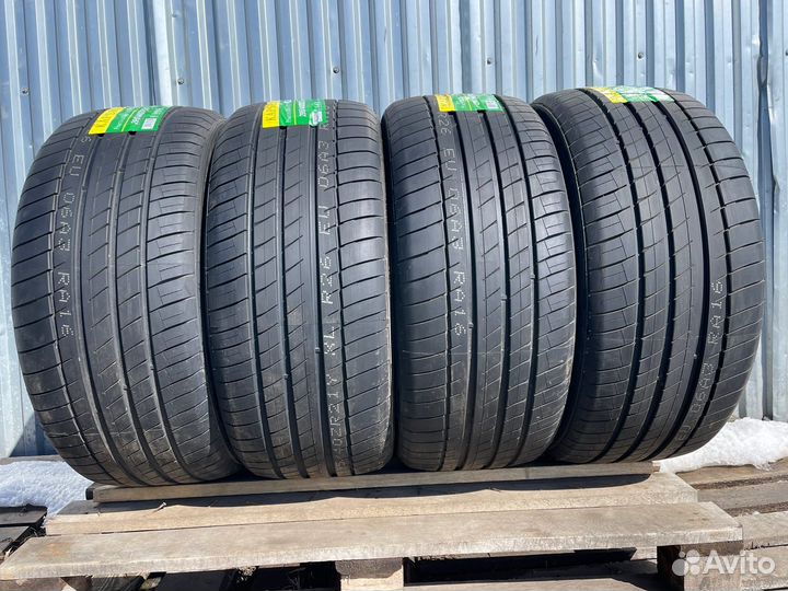 Kapsen K3000 265/35 R18 94W
