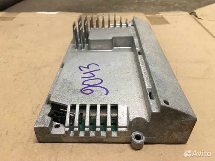 Усилитель акустической системы звука Audi A6 C6 4F