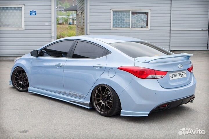 Спойлер Sequence на Hyundai Elantra MD