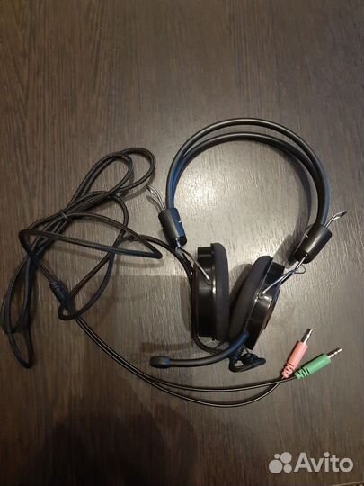 Гарнитура с микрофоном sven AP-545MV