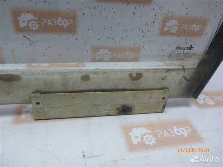 Стекло двери переднее левое Opel Omega F35 C20NE