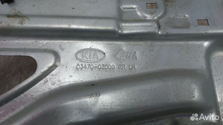 Стеклоподъемник задний левый Kia Sportage 2 2 2010