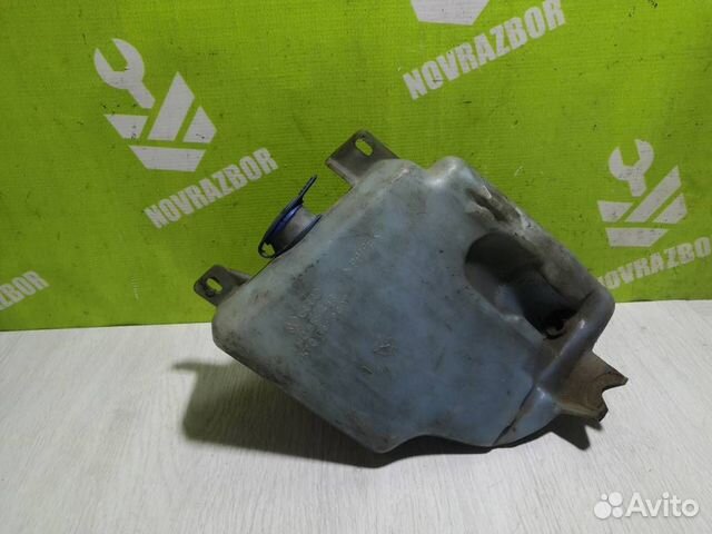 Бачок омывателя лобового стекла Фольксваген Голь