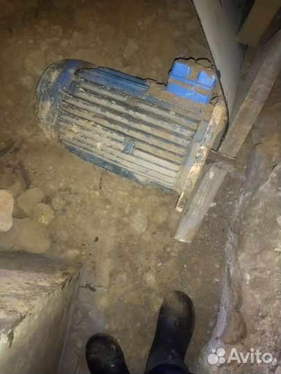 Пожарный гидрант и эл.двигатель