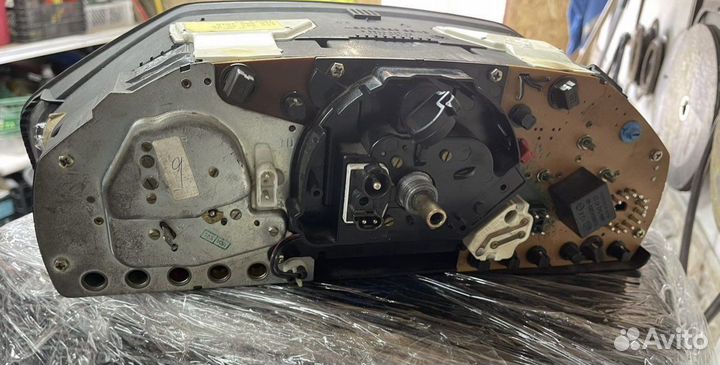 Приборная панель mercedes w124