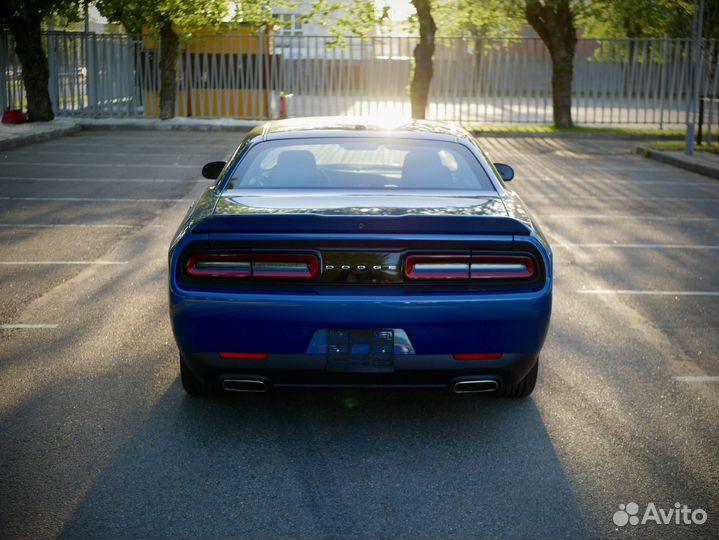 New Dodge Challenger в аренду без залога