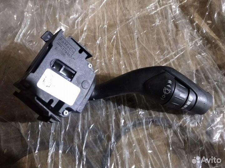 Подрулевой переключатель дворников Форд Фокус 3