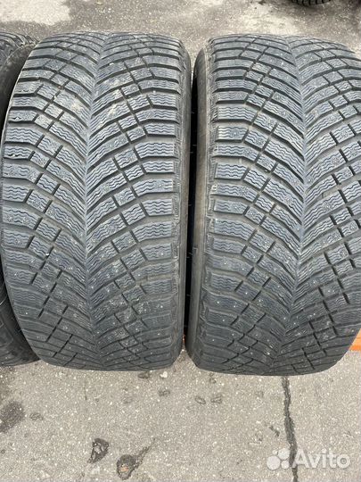 Michelin X-Ice North 4 SUV 275/45 R21 и 315/40 R21