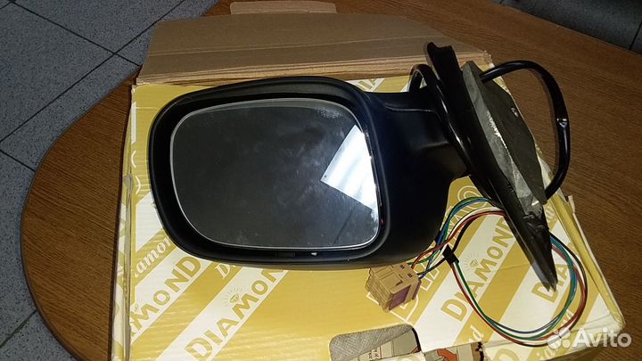 Skoda Fabia Зеркало правое Новое