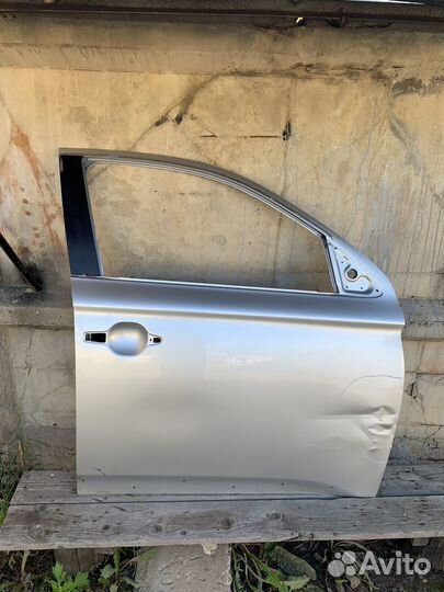 Дверь передняя Mitsubishi outlander 3