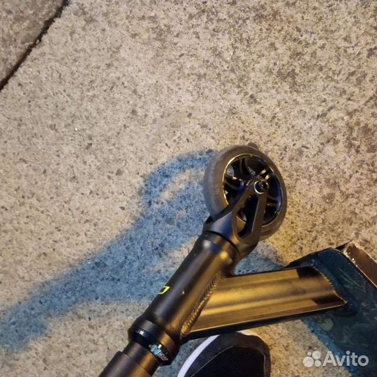 Трюковой самокат