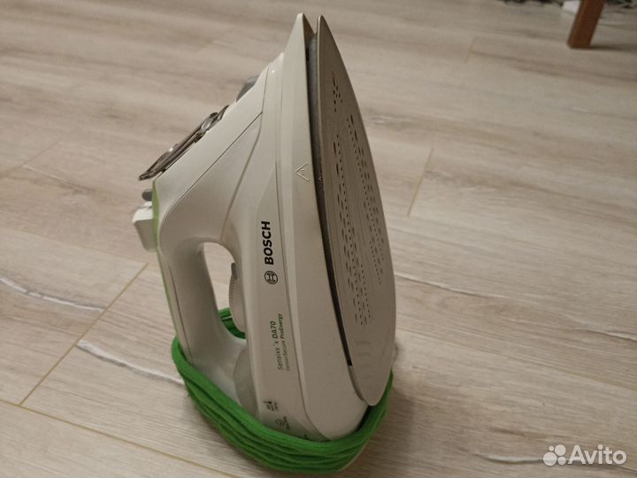 Утюг Bosch sensixx 'x DA70