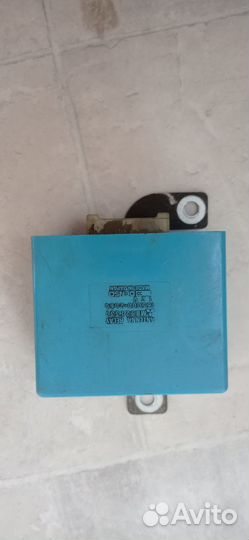 Блок управления антенной Mitsubishi Pajero 2