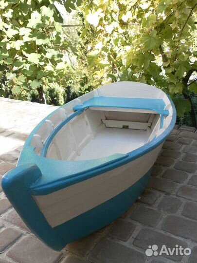 Лодка декоративная