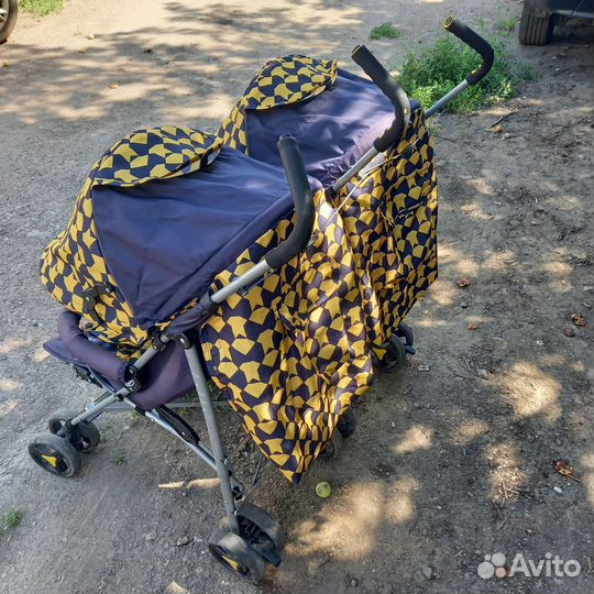 Коляска для двойни