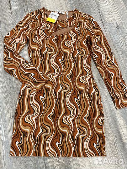 Платье женское