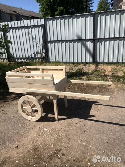 Телега декоративная