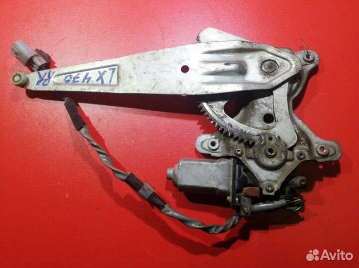 Стеклоподъемник задний правый Lexus Lx470 UZJ100