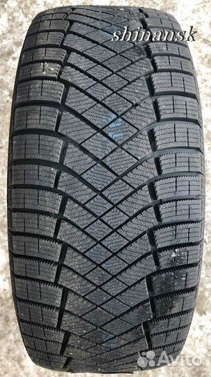 Pirelli Ice Zero FR 255/50 R20