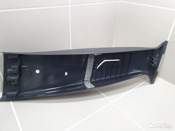 Обшивка стойки центральной правой Volvo S40