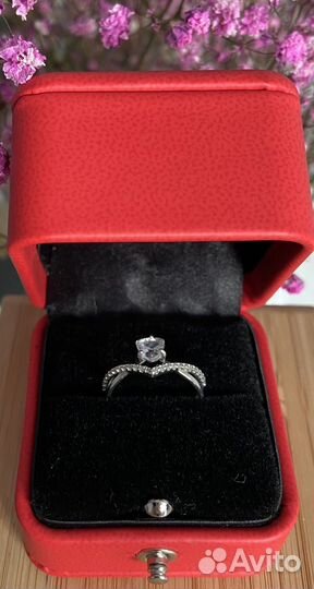 Серебряное кольцо с фианитами sokolov