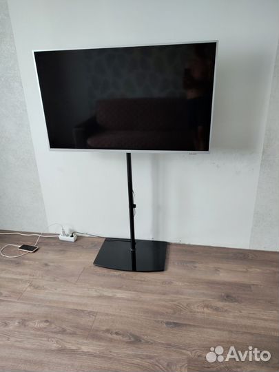 Стойка для телевизора onkron TS5065 напольная