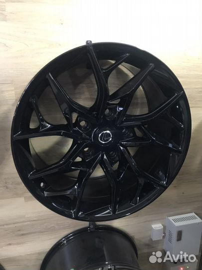 Диски Lexus R20