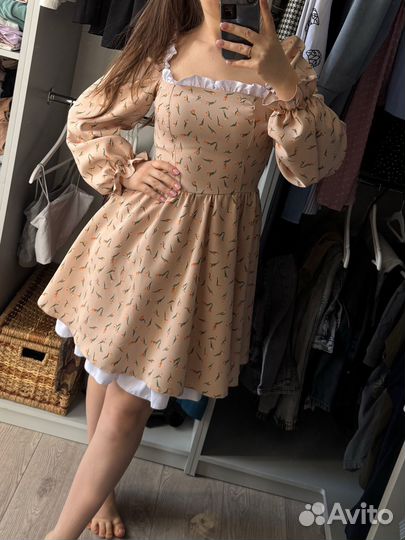 Платье женское