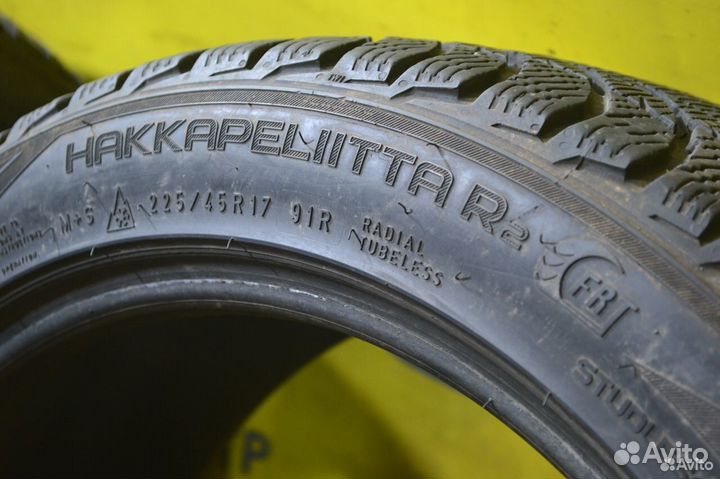 Nokian Tyres Hakkapeliitta R2 225/45 R17