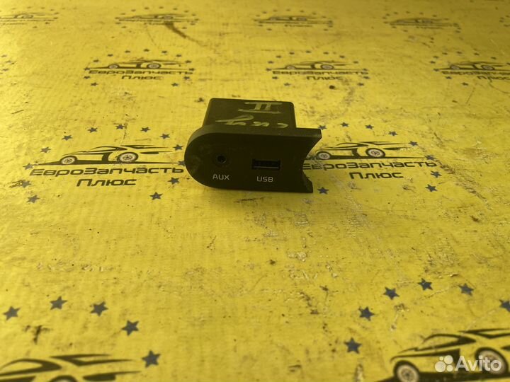 Разъем вход AUX USB Kia Ceed 2 JD