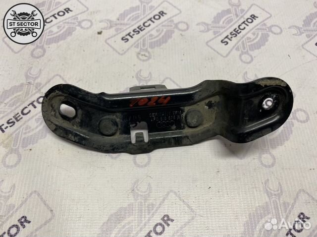 Кронштейн датчика ускорения Audi A6C6