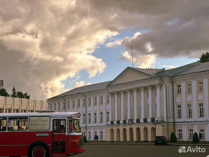 Экскурсии по городу на ретро автобусах