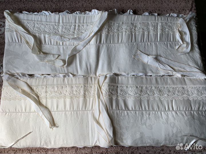 Бортики и балдахин в кроватку