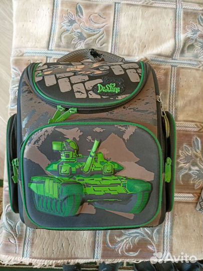 Рюкзак детский школьный бу