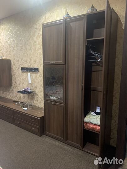 Стенка в гостиную со шкафом