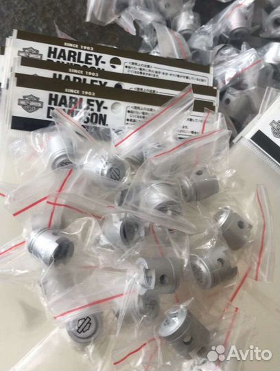 Колпачки на ниппель Harley-Davidson