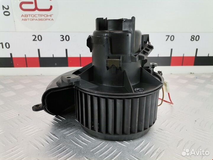 Моторчик печки для Opel Astra G 93181057