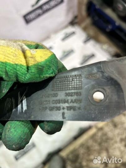 Накладка кузова - левая Ford Transit MK8 2.2