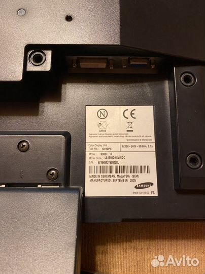 Монитор Samsung 930 BF S + колонки + клавиатура