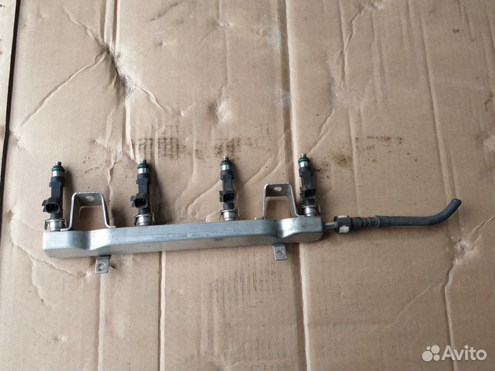 Топливная рампа 5F20X1 Ford