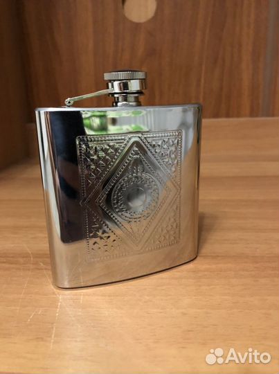 Фляжка из нержавеющей стали на 6 oz (170 грамм)