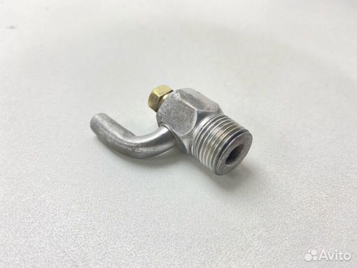 Кран сливной блока цилиндров Toyota Harrier MCU15