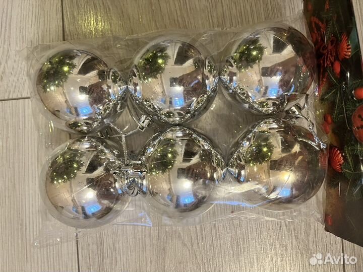 Елочные украшения