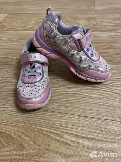 Кроссовки кеды для девочки много