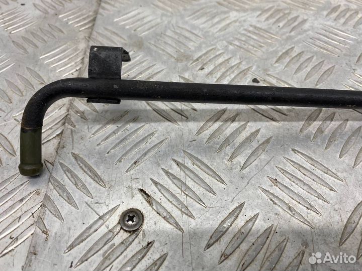 Б/У трубка вакуумная (патрубок, шланг) Mazda Demio