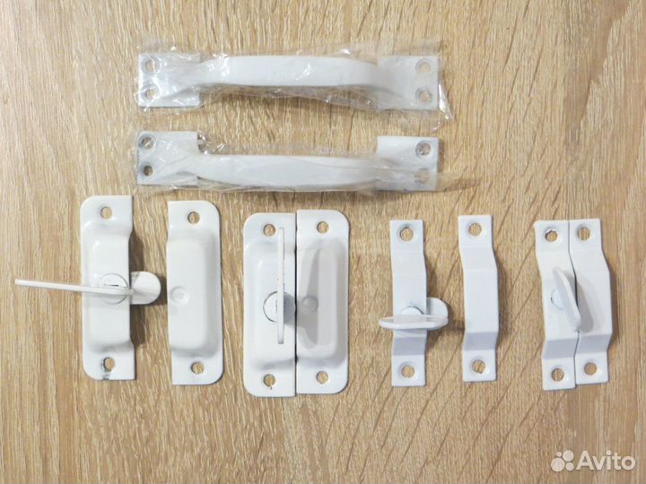 Фурнитура мебельная,оконная (нов и бу),шпингалеты